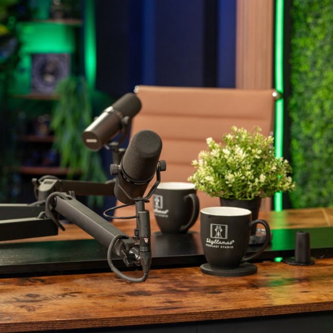 Book a Skyllamas Podcast Studio Tour Today