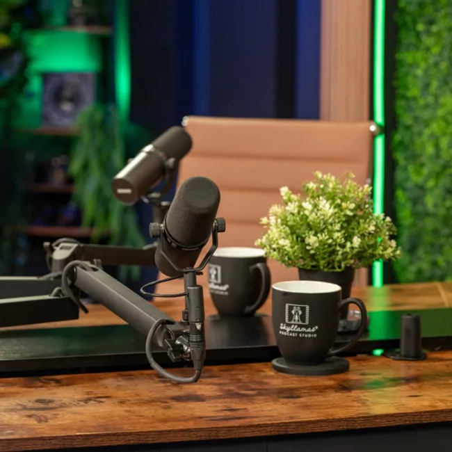 Book a Skyllamas Podcast Studio Tour Today
